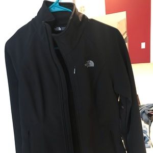 Women’s north face jacket